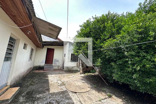 Área Externa de casa à venda com 2 quartos, 90m² em Santa Teresa, São Leopoldo