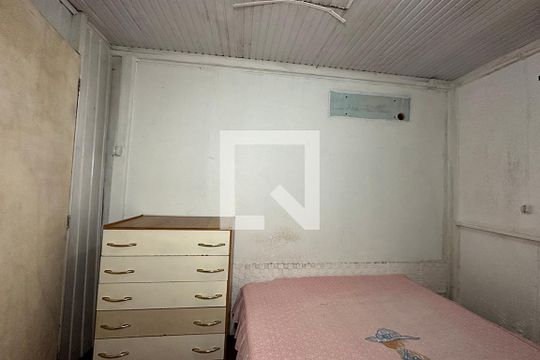 Quarto 2 de casa à venda com 2 quartos, 90m² em Santa Teresa, São Leopoldo