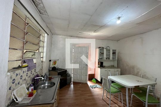 Cozinha de casa à venda com 2 quartos, 90m² em Santa Teresa, São Leopoldo
