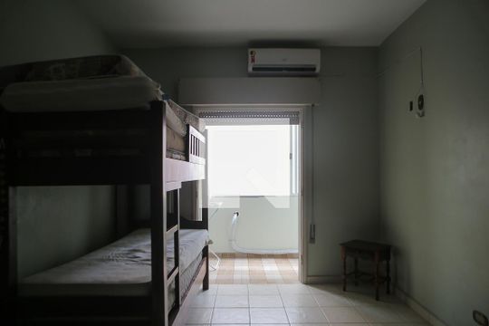 Quarto de apartamento para alugar com 2 quartos, 100m² em José Menino, Santos