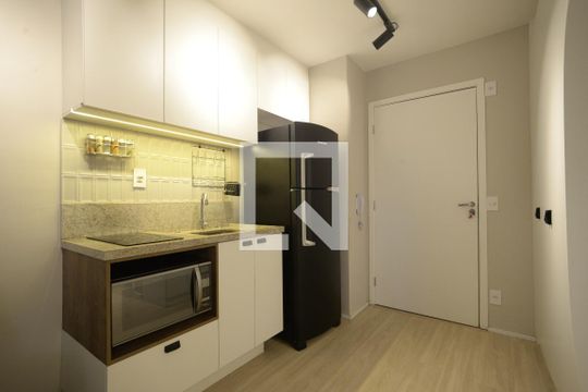 Cozinha de kitnet/studio à venda com 1 quarto, 32m² em Vila Mariana, São Paulo