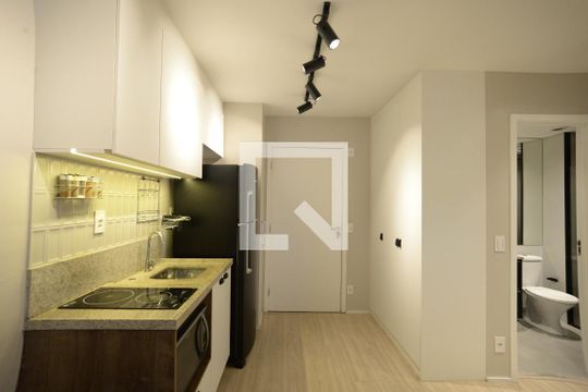 Cozinha de kitnet/studio à venda com 1 quarto, 32m² em Vila Mariana, São Paulo