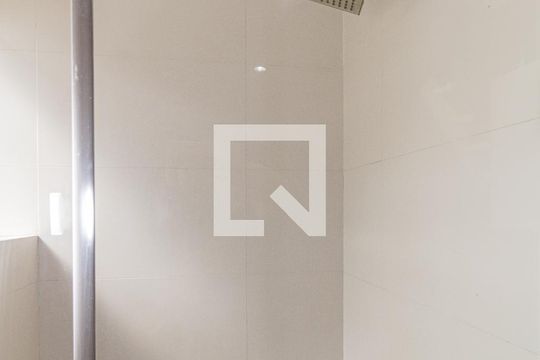 Banheiro da Suíte de apartamento à venda com 2 quartos, 105m² em Rio Branco, Porto Alegre