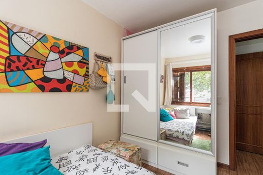 Quarto 2 de apartamento à venda com 2 quartos, 105m² em Rio Branco, Porto Alegre