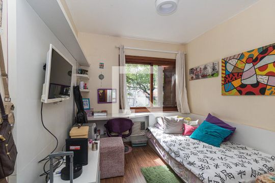Quarto 2 de apartamento à venda com 2 quartos, 105m² em Rio Branco, Porto Alegre