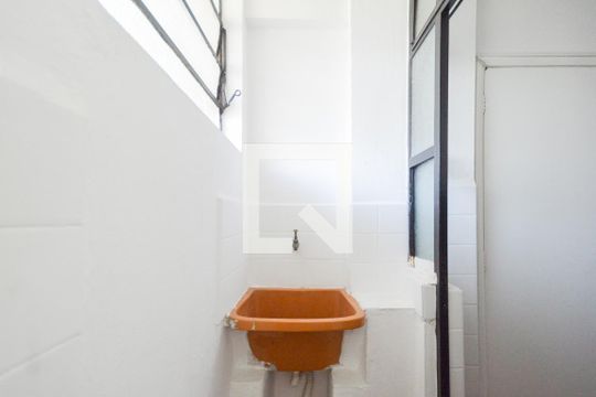 Área de Serviço de apartamento para alugar com 2 quartos, 60m² em Consolação, São Paulo