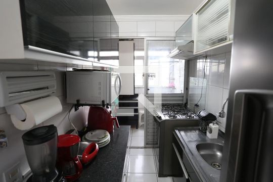 Cozinha de apartamento à venda com 2 quartos, 49m² em Cangaiba, São Paulo
