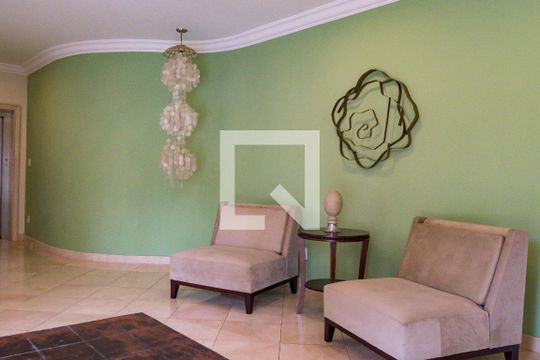 Hall social de apartamento à venda com 3 quartos, 163m² em Centro, Santo André