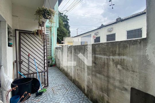 Quintal Casa 2 de casa à venda com 4 quartos, 115m² em Vila Água Funda, São Paulo