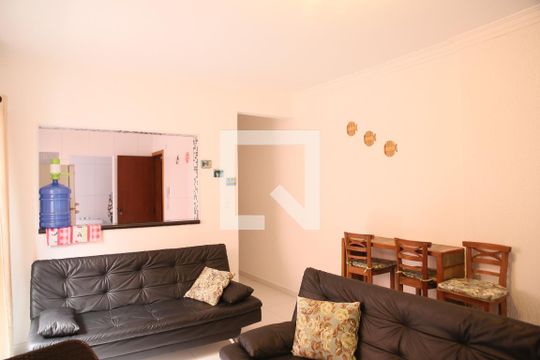 Sala de apartamento para alugar com 2 quartos, 67m² em Caiçara, Praia Grande