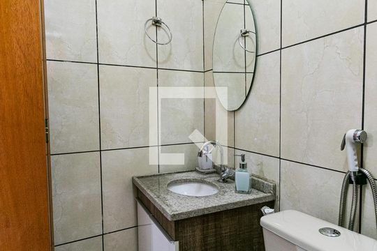 Banheiro 2 de casa à venda com 4 quartos, 187m² em Vila Mafra, São Paulo