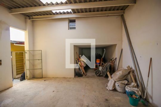 Garagem de casa à venda com 4 quartos, 250m² em Jardim Cruz Alta, Várzea Paulista