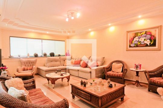 Sala de casa para alugar com 4 quartos, 600m² em Jardim Regina, São Paulo