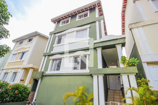 Garagem de casa de condomínio para alugar com 5 quartos, 250m² em Jardim Rosaura, Jundiaí