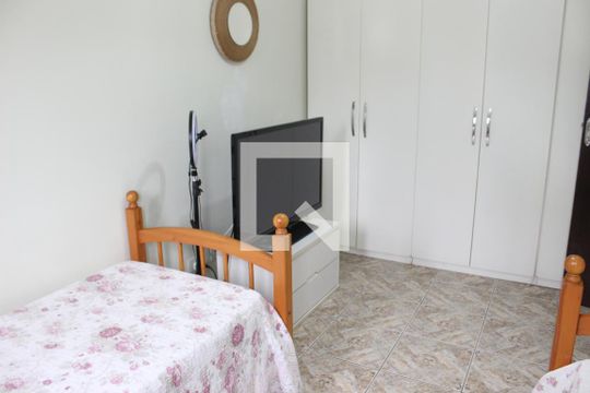 Quarto de apartamento para alugar com 1 quarto, 46m² em Itararé, São Vicente