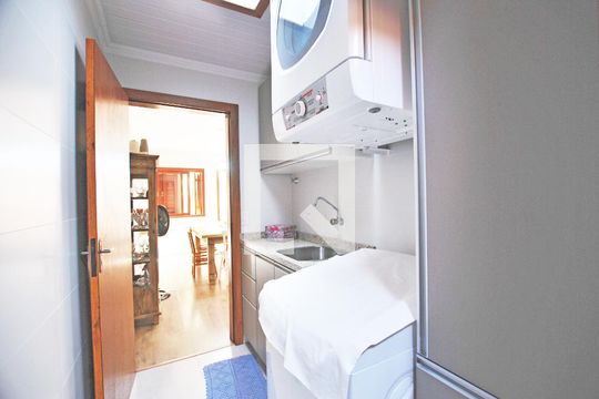 Área de Serviço de casa à venda com 3 quartos, 148m² em Campo Novo, Porto Alegre