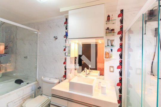 Banheiro do Quarto 1 de casa à venda com 3 quartos, 298m² em Vila Oratório, São Paulo