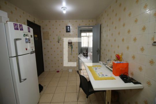 Cozinha de apartamento à venda com 3 quartos, 67m² em Irajá, Rio de Janeiro