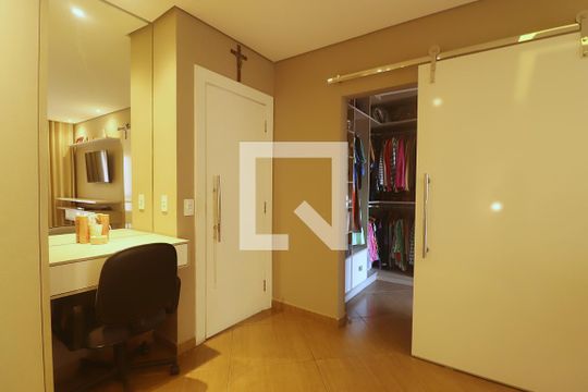 Suíte 1 - Quarto de casa para alugar com 3 quartos, 258m² em Vila Curuçá, Santo André