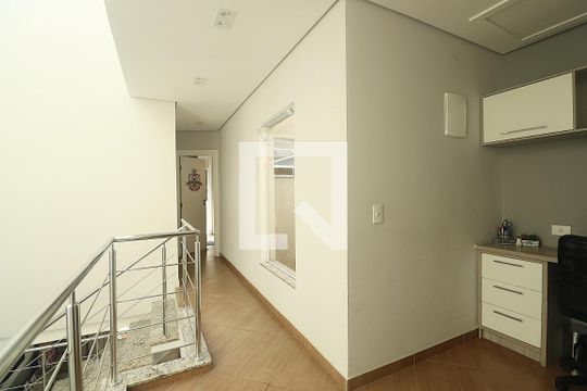 Escritório - Corredor de casa à venda com 3 quartos, 258m² em Vila Curuçá, Santo André
