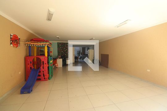 Garagem de casa à venda com 3 quartos, 258m² em Vila Curuçá, Santo André