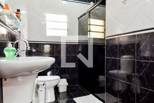 Banheiro da Suíte 1 de casa à venda com 3 quartos, 188m² em Vila Cocaia, Guarulhos