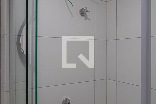 Banheiro de apartamento à venda com 1 quarto, 24m² em Bela Vista, São Paulo