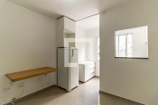 Cozinha de kitnet/studio à venda com 1 quarto, 29m² em Vila Buarque, São Paulo