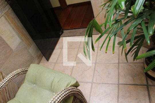 Jardim de casa à venda com 4 quartos, 583m² em Vila Palmeiras, São Paulo