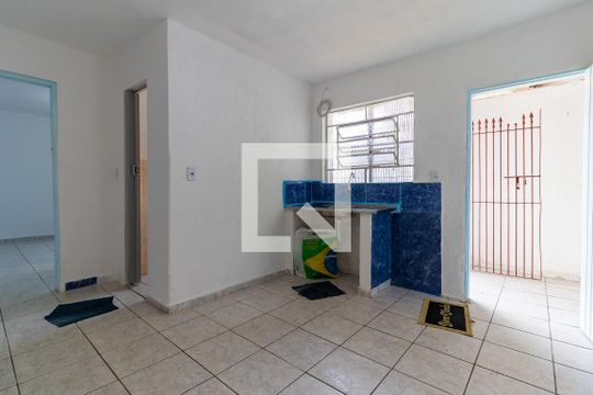 Sala de casa para alugar com 1 quarto, 250m² em Vila Jacuí, São Paulo