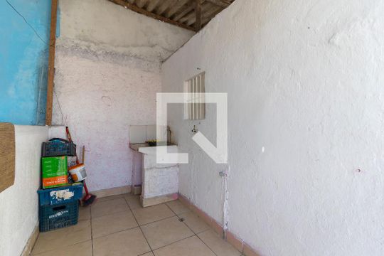 Área de Serviço de casa para alugar com 1 quarto, 250m² em Vila Jacuí, São Paulo