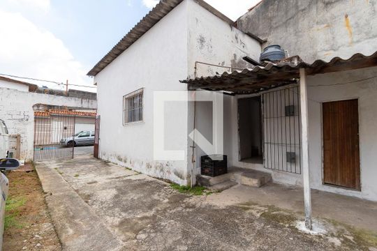 Garagem de casa para alugar com 1 quarto, 250m² em Vila Jacuí, São Paulo