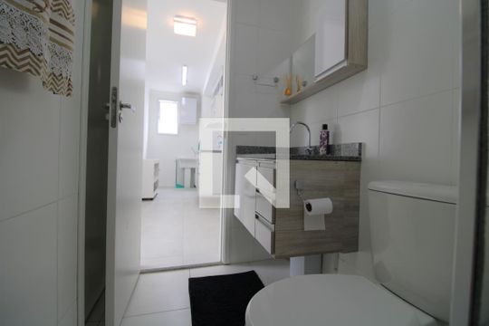 Banheiro de apartamento para alugar com 2 quartos, 34m² em Jardim Taquaral, São Paulo
