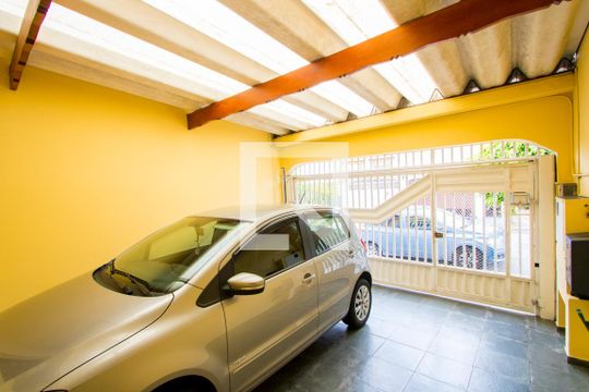 Garagem de casa à venda com 2 quartos, 187m² em Jardim Las Vegas, Santo André