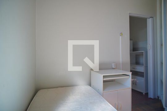 Quarto 1 de apartamento para alugar com 2 quartos, 60m² em Independência, Porto Alegre
