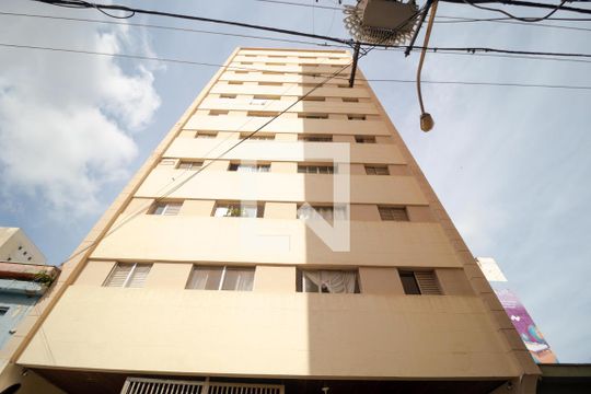 Fachada de apartamento para alugar com 1 quarto, 62m² em Centro, Campinas