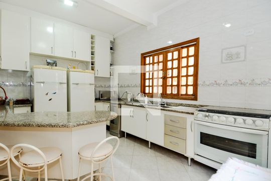 Cozinha de casa à venda com 3 quartos, 275m² em Jardim Vila Galvão, Guarulhos