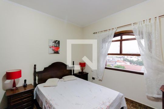 Suíte de casa à venda com 4 quartos, 280m² em Vila Francisco Matarazzo, Santo André
