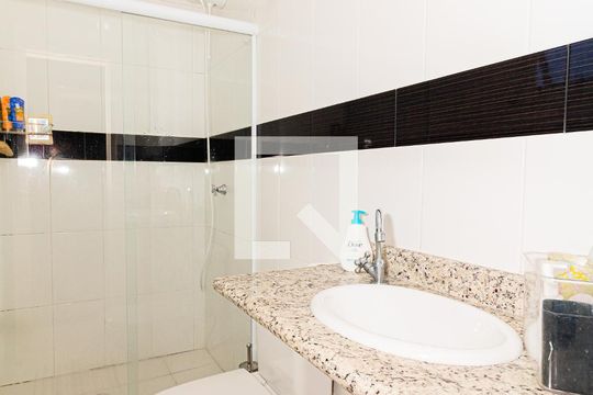 Banheiro da Suíte 1 de casa à venda com 3 quartos, 98m² em Vila Mazzei, São Paulo