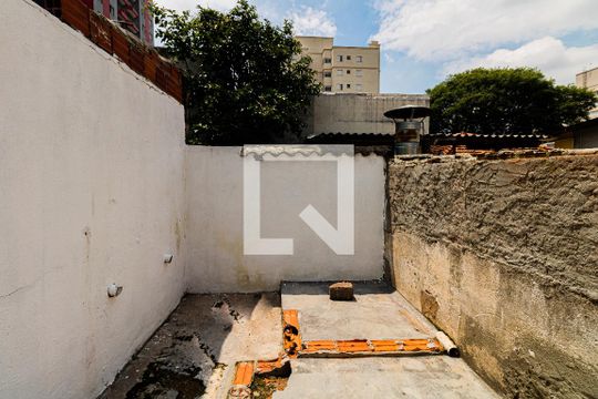Quintal de casa para alugar com 2 quartos, 200m² em Vila Guilherme, São Paulo