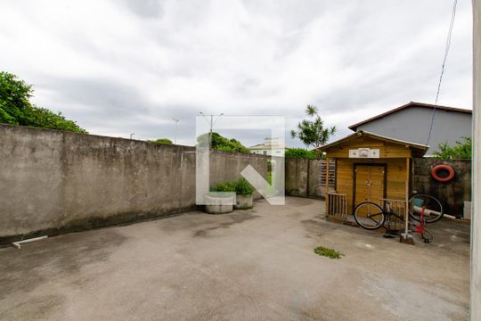 Quintal de casa para alugar com 5 quartos, 200m² em Campeche Leste, Florianópolis
