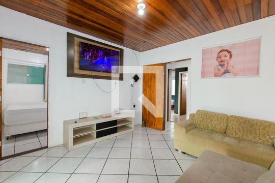 Sala de casa para alugar com 5 quartos, 200m² em Campeche Leste, Florianópolis