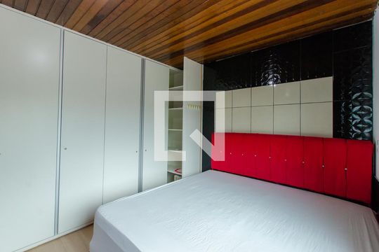Suíte de casa para alugar com 5 quartos, 200m² em Campeche Leste, Florianópolis