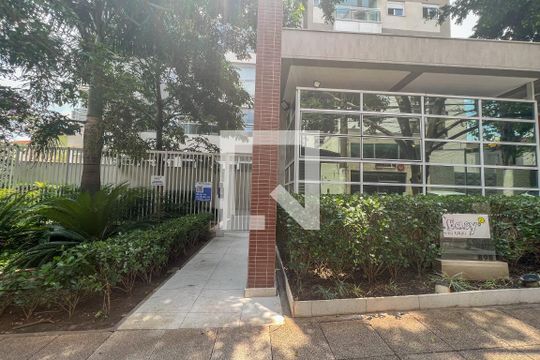 Fachada de apartamento para alugar com 2 quartos, 60m² em Água Branca, São Paulo