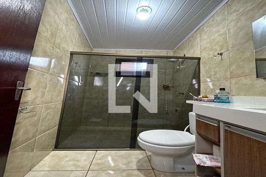 Banheiro 1 de casa à venda com 3 quartos, 400m² em Ideal, Novo Hamburgo