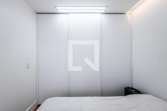 Quarto de apartamento à venda com 1 quarto, 39m² em Pinheiros, São Paulo
