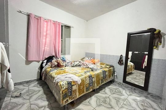 Casa 1- Quarto 1 de casa à venda com 5 quartos, 240m² em Jardim Oriental, São Paulo
