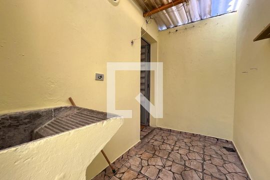 Casa  2 - Área de Serviço de casa à venda com 5 quartos, 240m² em Jardim Oriental, São Paulo