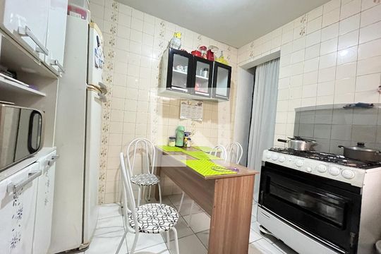 Casa 1- Cozinha de casa à venda com 5 quartos, 240m² em Jardim Oriental, São Paulo