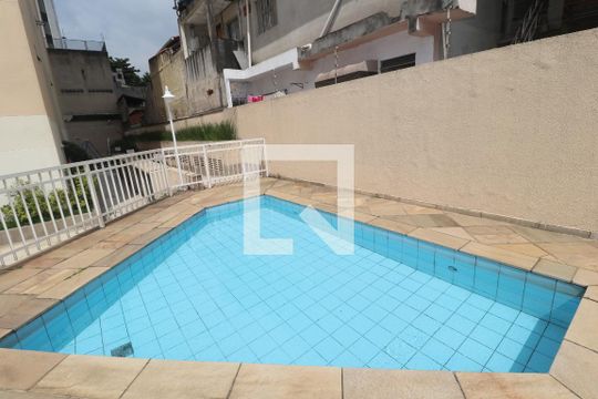 Área comum - Piscina de apartamento para alugar com 2 quartos, 55m² em Parque Peruche, São Paulo